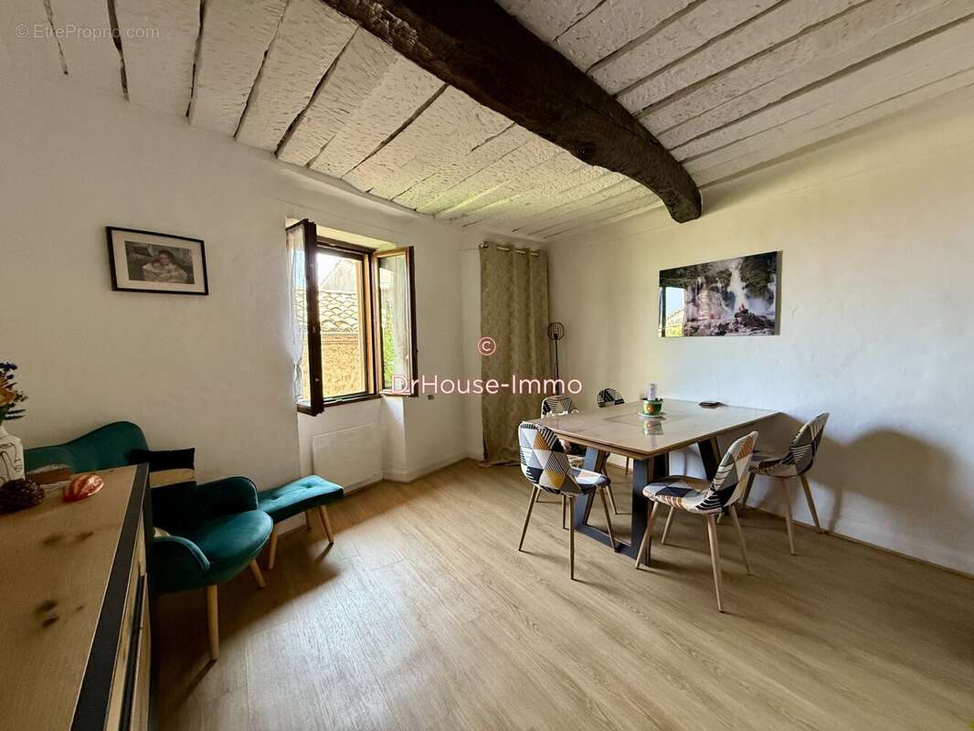 Maison à SAINT-JEANNET