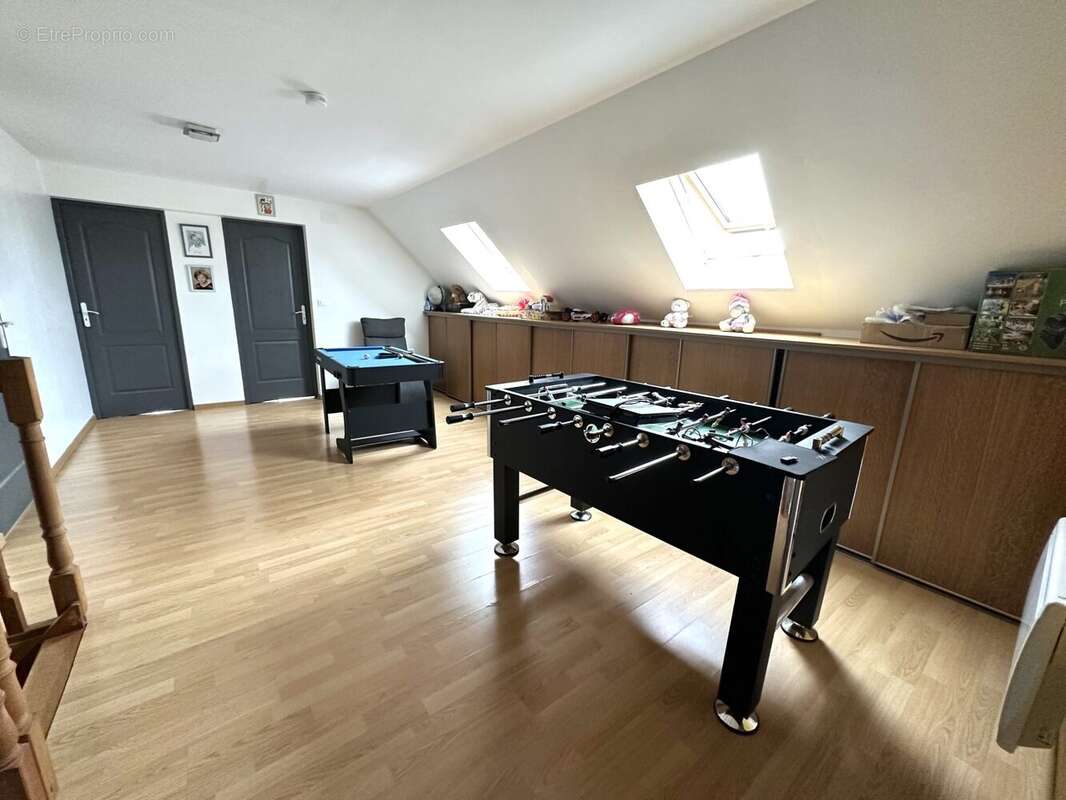Maison 156 m² à Le Favril  - photo 8