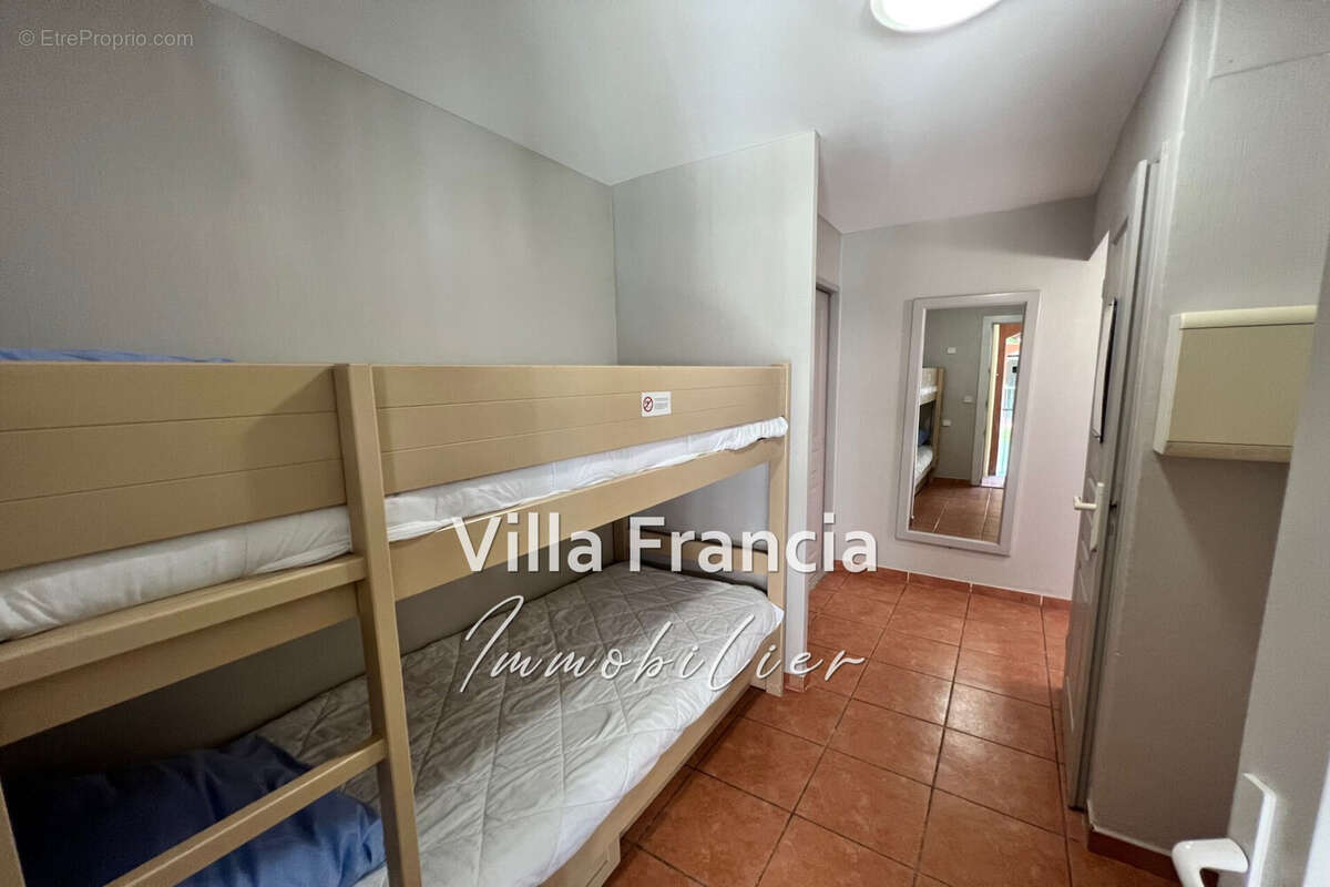 Appartement à MANDELIEU-LA-NAPOULE