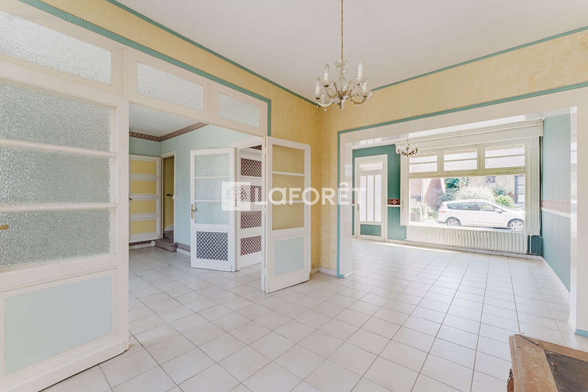 Spacieuse 1947, 5 chambres- jardin - garage - photo 3