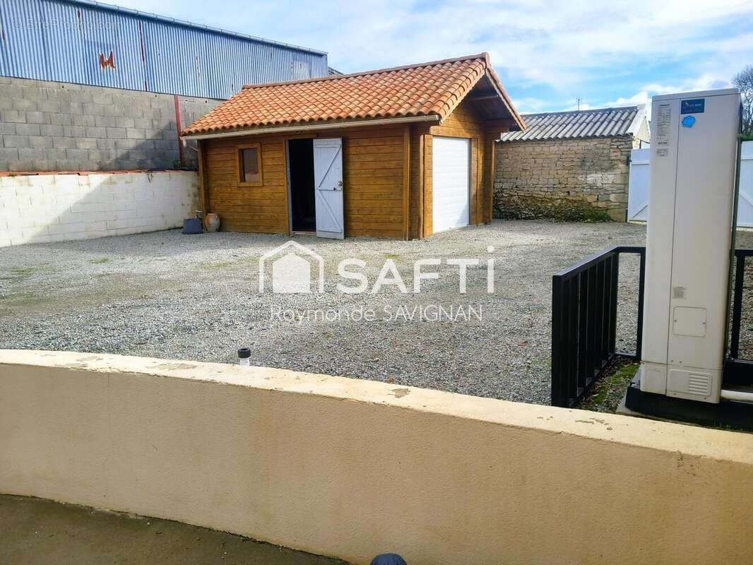 Photo 2 - Maison à LAIROUX