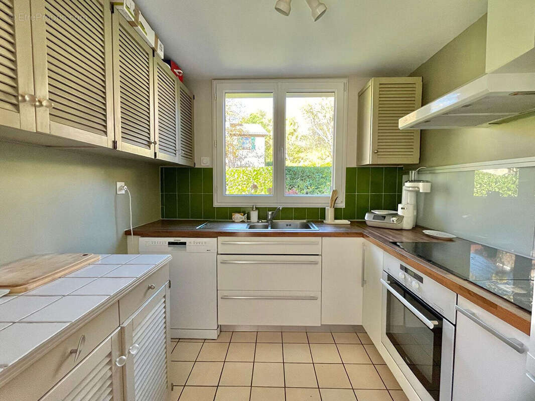 Maison à VAULX-MILIEU