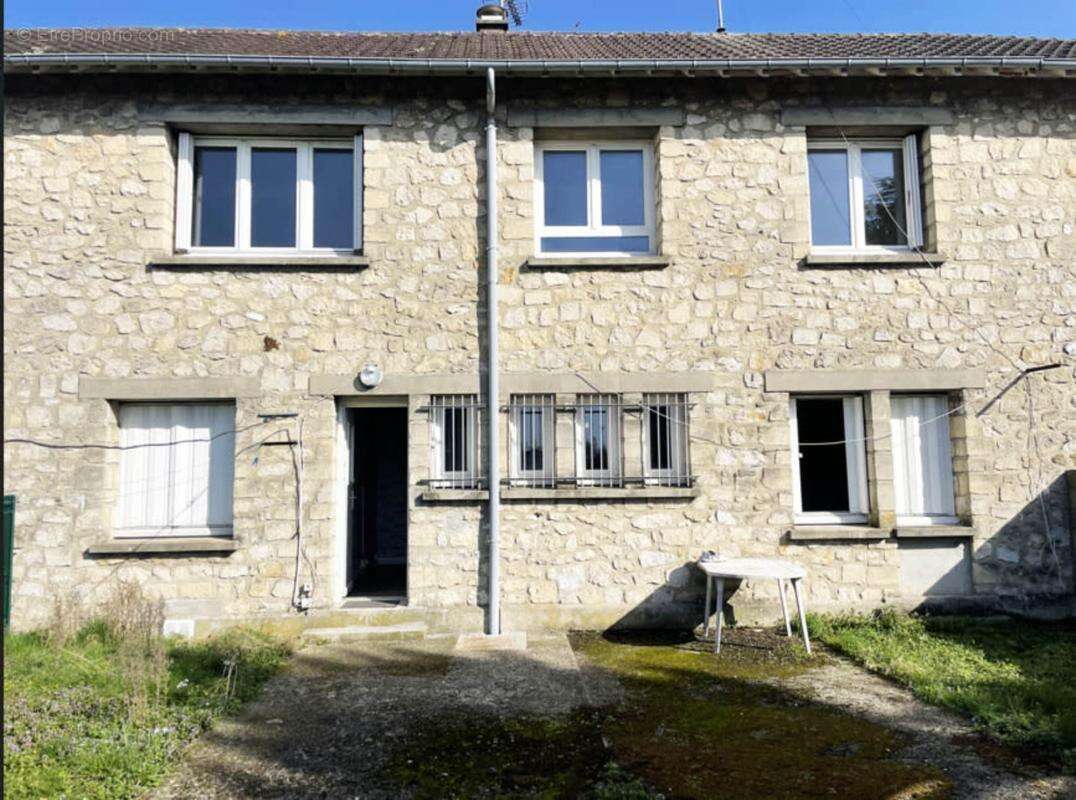Maison à TERGNIER