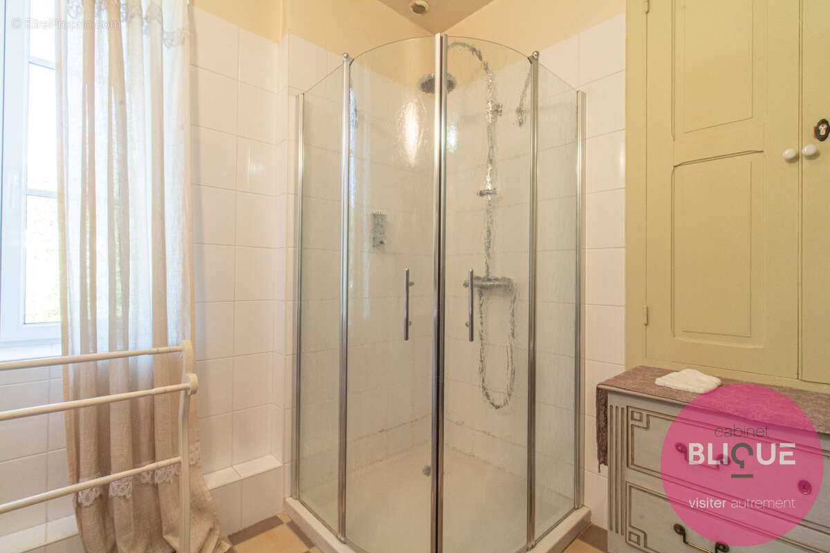 Maison à DOMEVRE-SUR-VEZOUZE