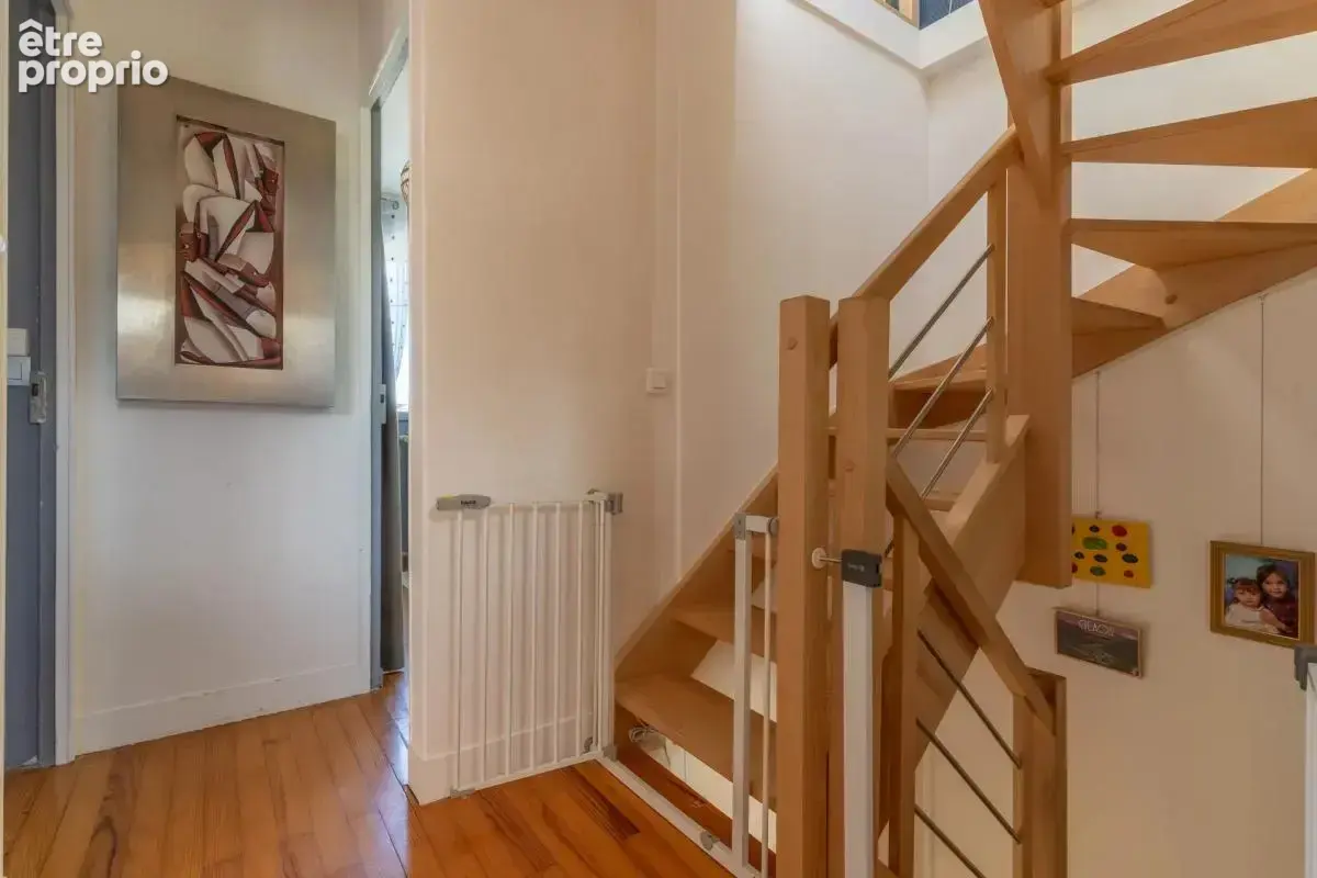 Maison de 5 pièces de 131 m² (71,1 Loi Carrez) situé à Igny - photo 8
