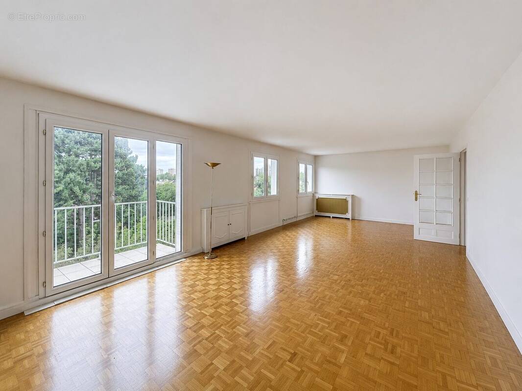 Appartement à L'HAY-LES-ROSES