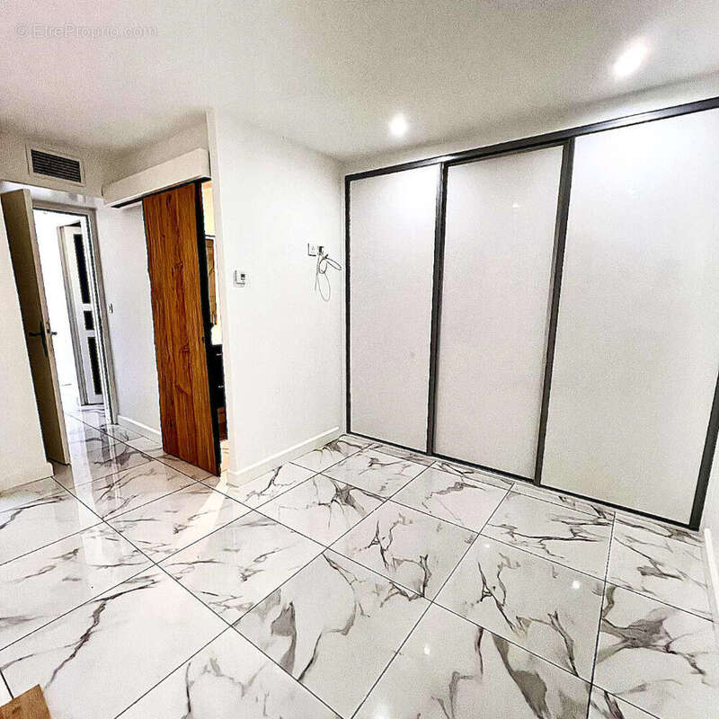 Maison à AMBARES-ET-LAGRAVE