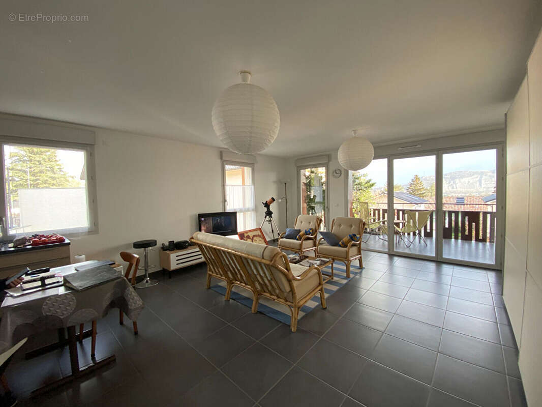 Appartement à CLAIX