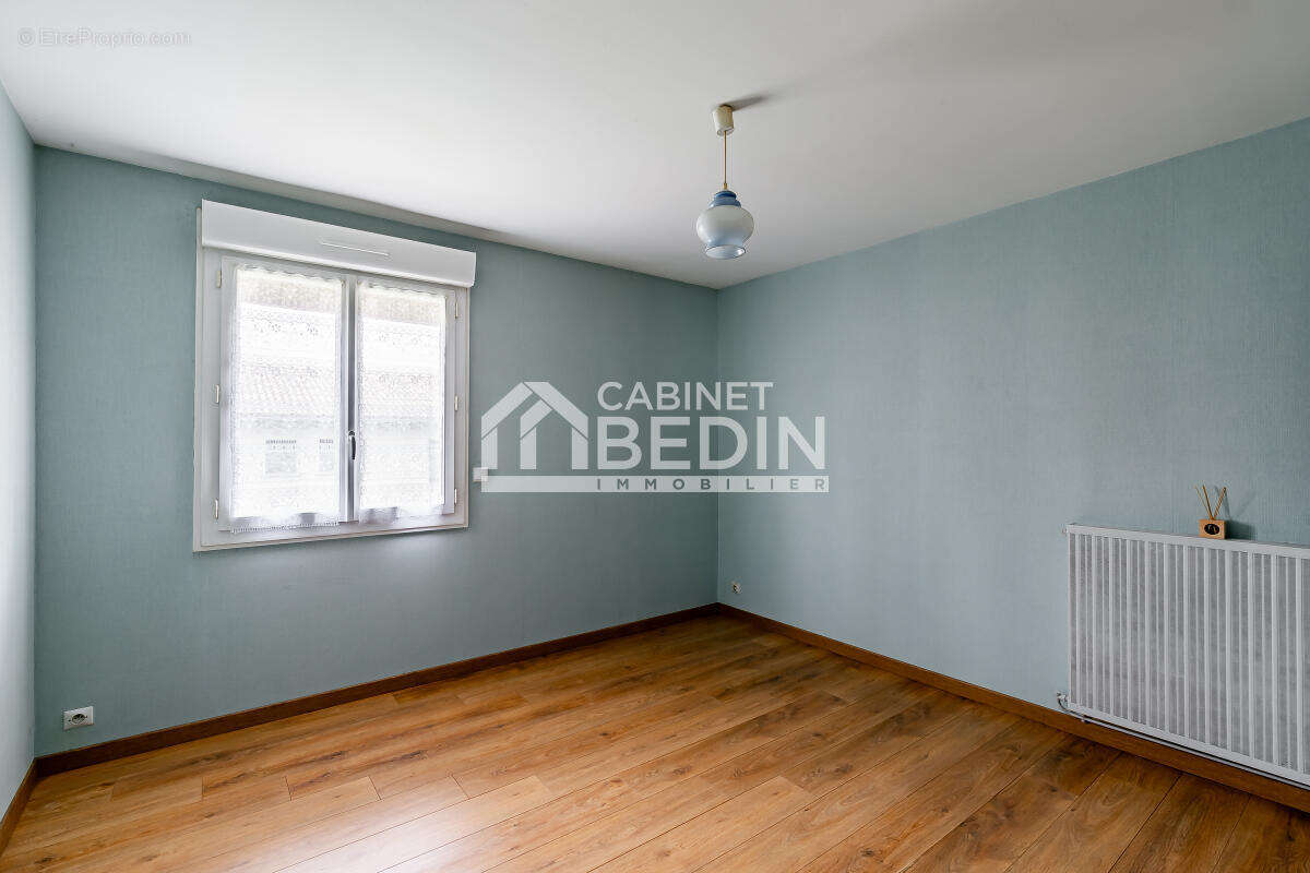 Maison à SAINT-ANDRE-DE-CUBZAC