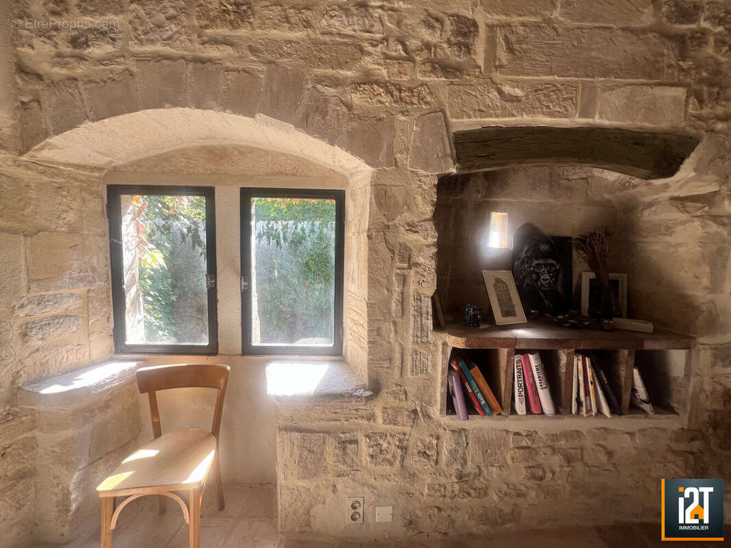 Maison 121 m² à Arpaillargues-Et-Aureillac  - photo 9