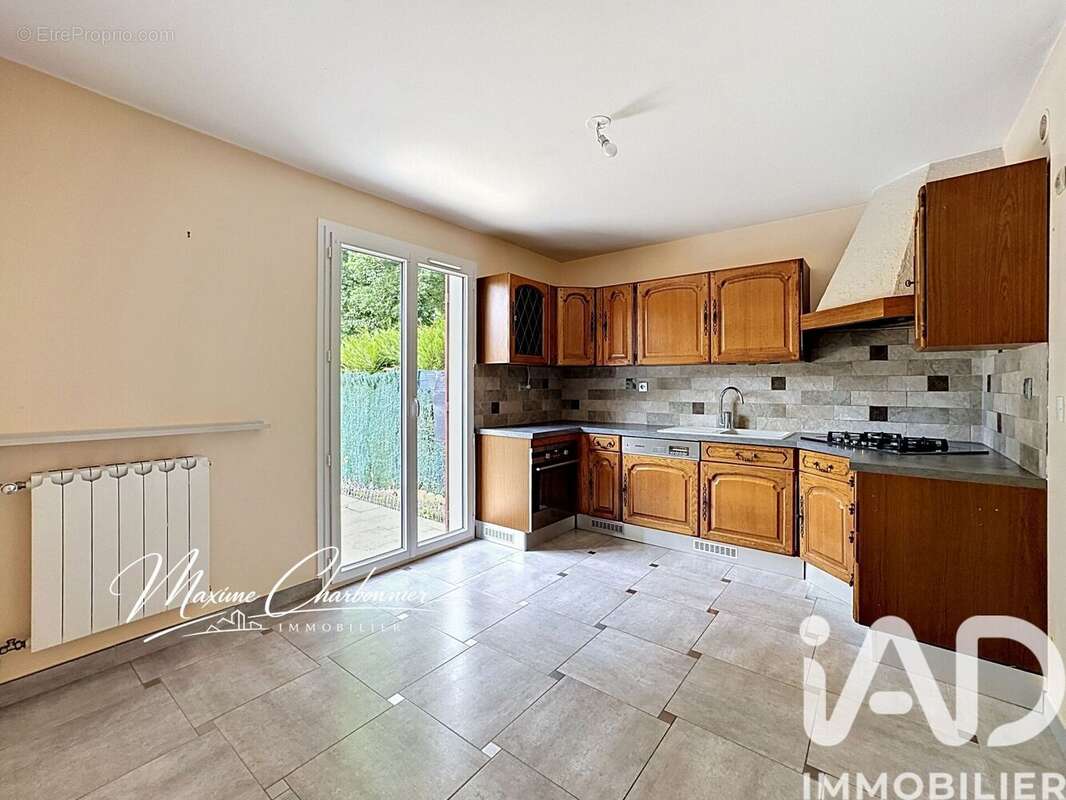 Maison 93 m² à Cesson  - photo 2