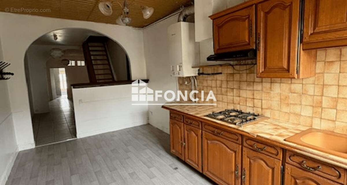 Maison à MONTCY-NOTRE-DAME