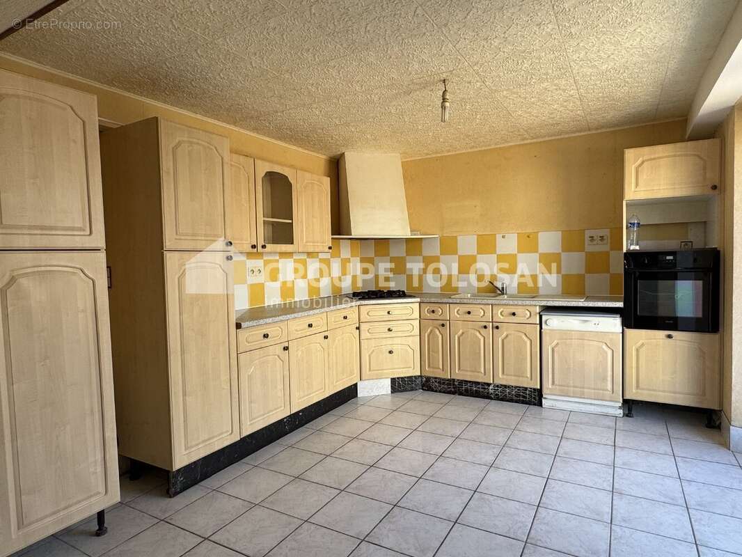 Appartement 71 m² à Castres  - photo 3