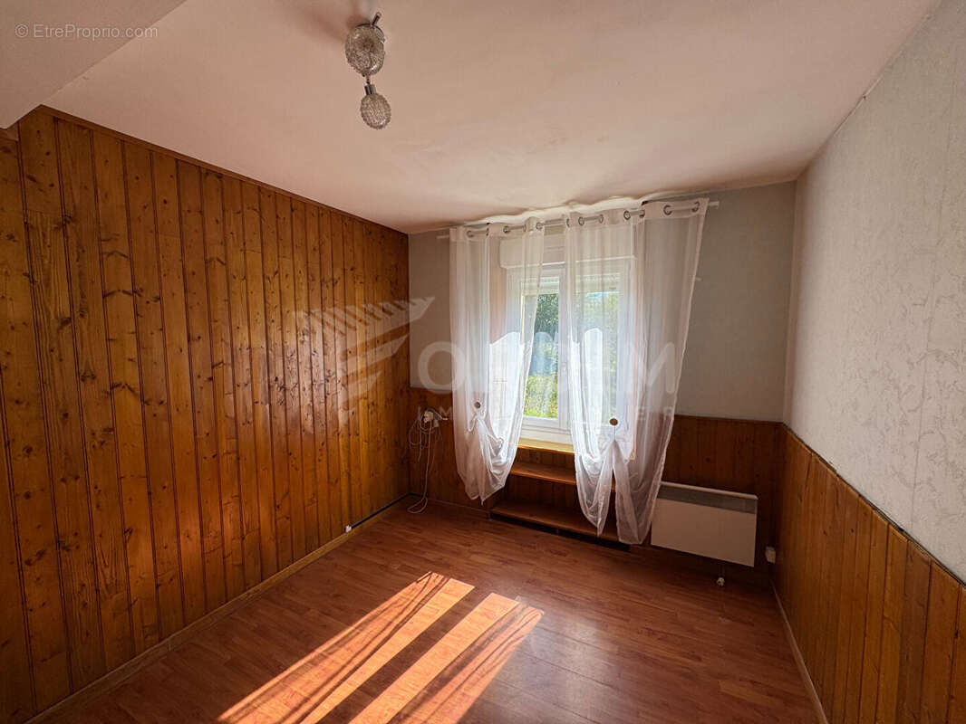 Maison à ALLIGNY-COSNE