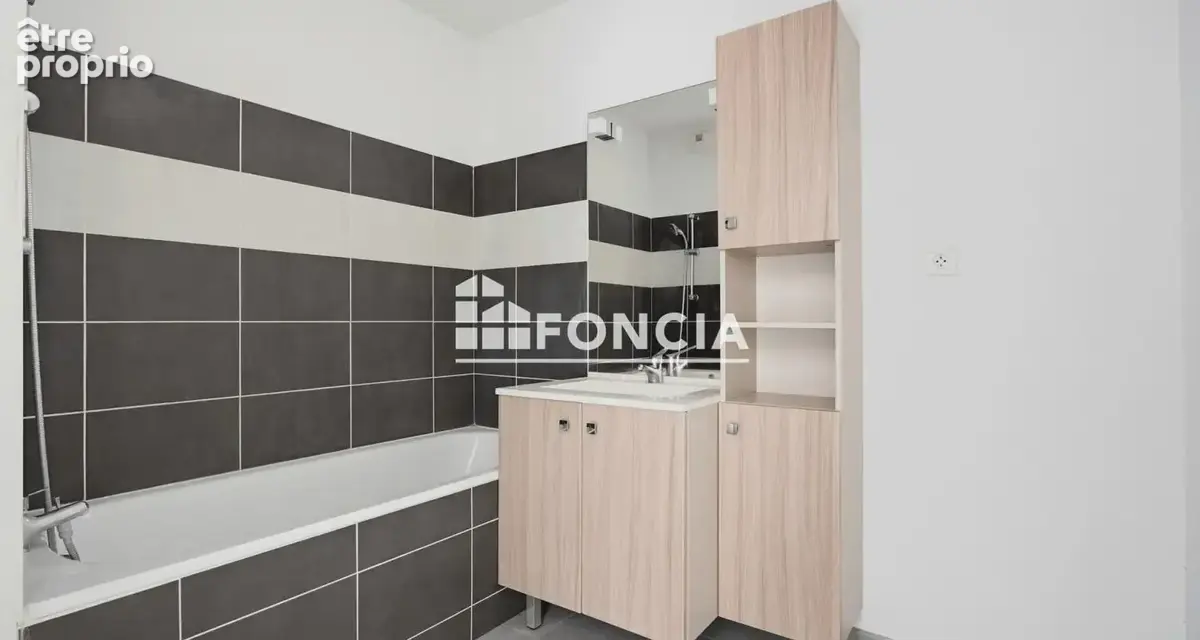 Appartement deux pièces centre ville Bassens - photo 6
