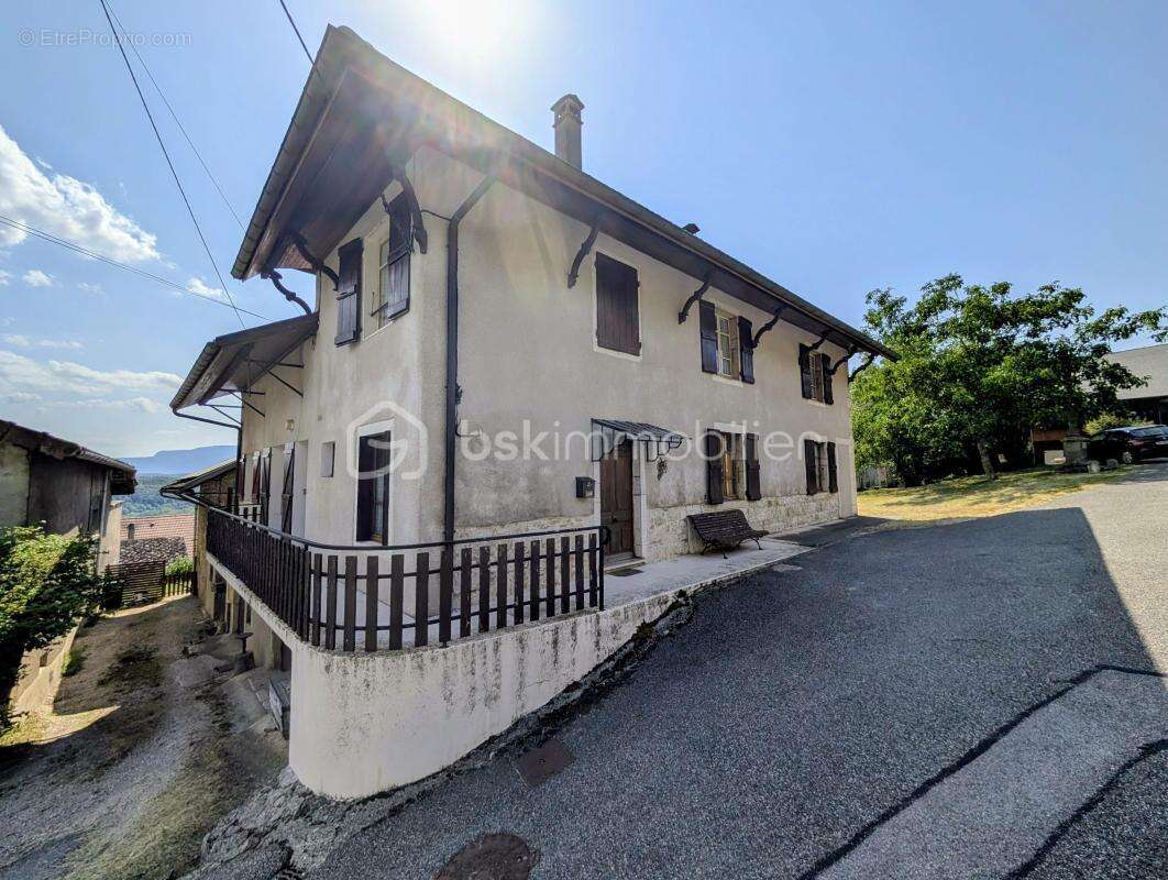 Arviere en valromey --- maison --- terrasse --- jardin --- calme --- combles amenageables - photo 18