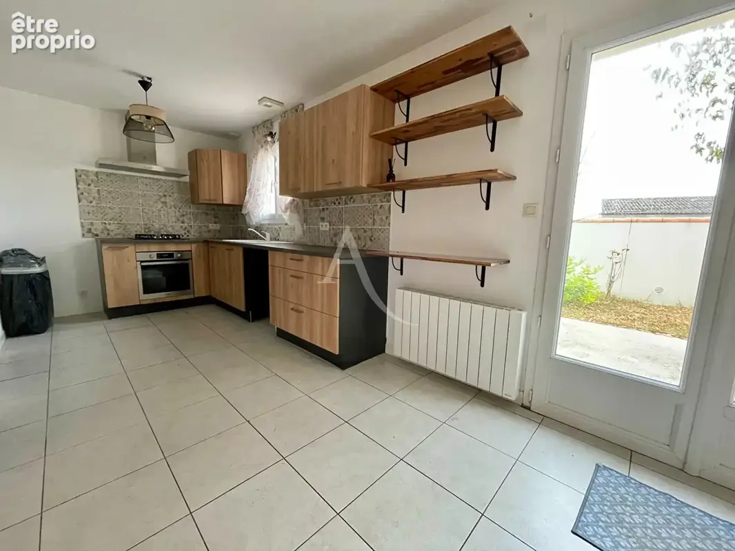 Maison de plain-pied à Grues - photo 3