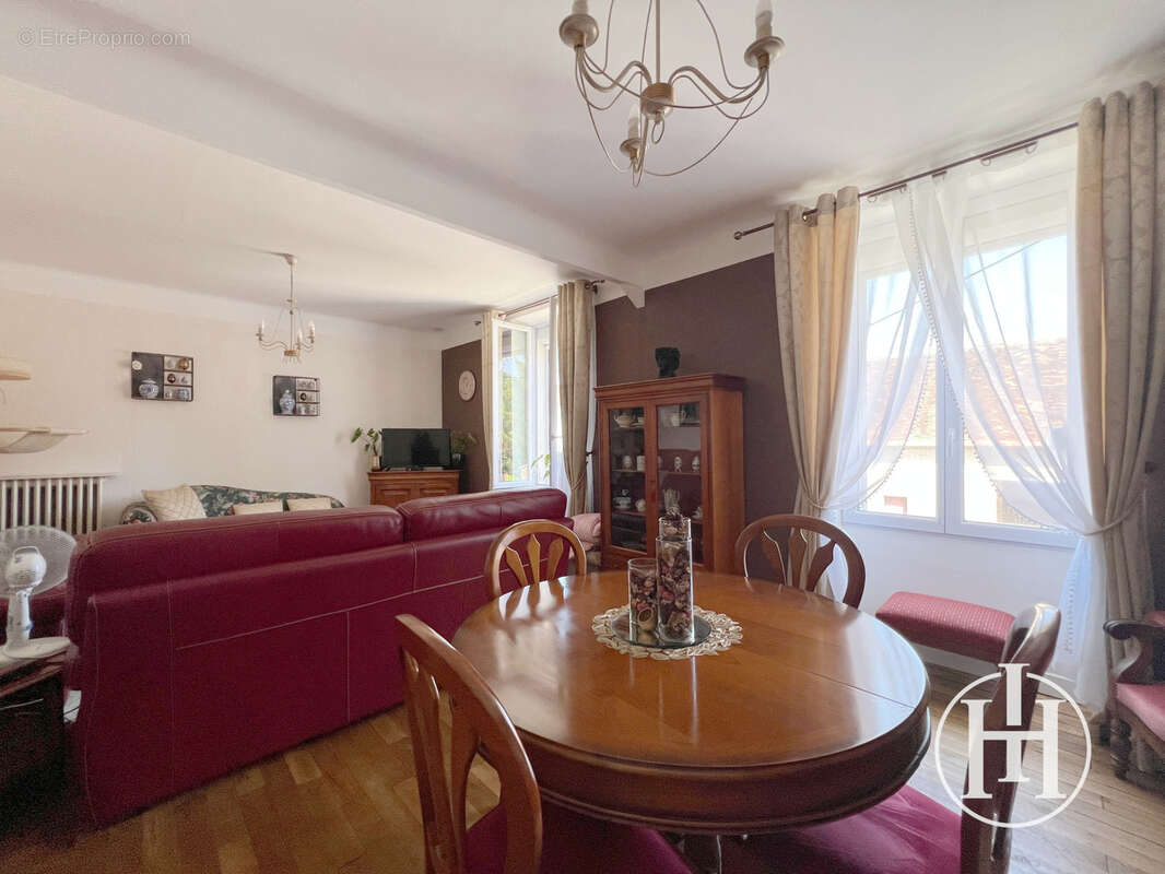 Maison à URCAY