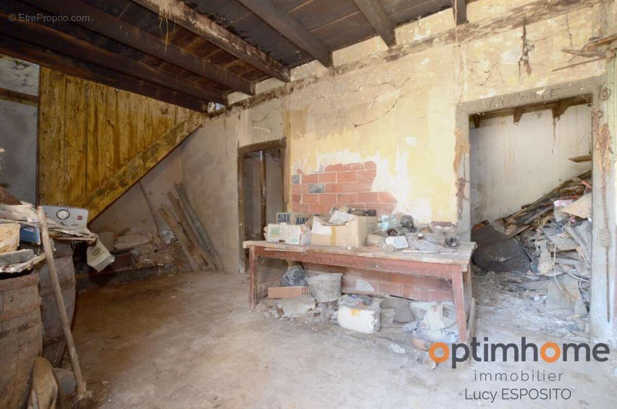  Ensemble immobilier avec énorme potentiel – Nieuil (Charente)  - photo 24