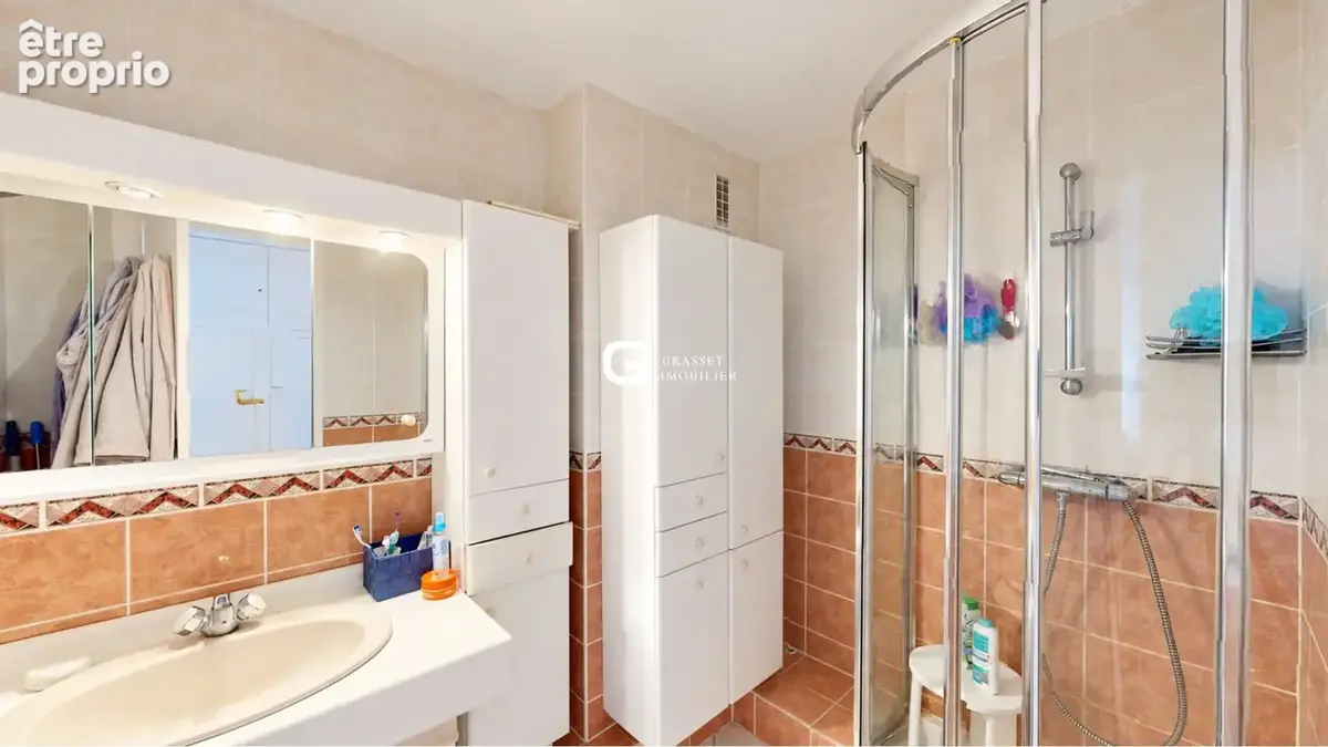Appartement spacieux de 5 pièces à Oyonnax - photo 7