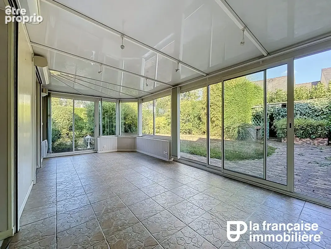 A VENDRE - Maison mitoyenne de 108 m² avec garage - photo 5