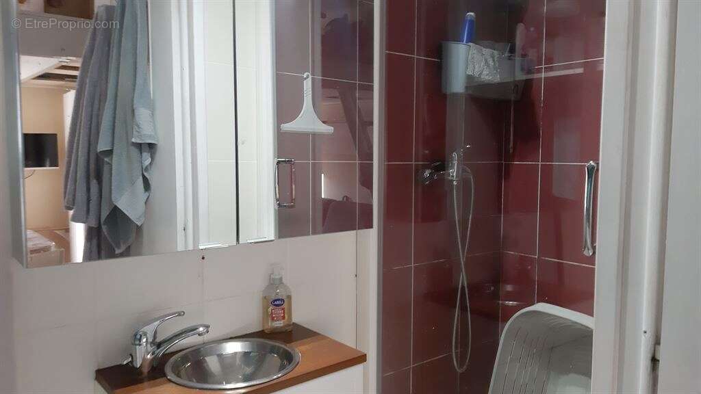 Appartement à EAUX-BONNES