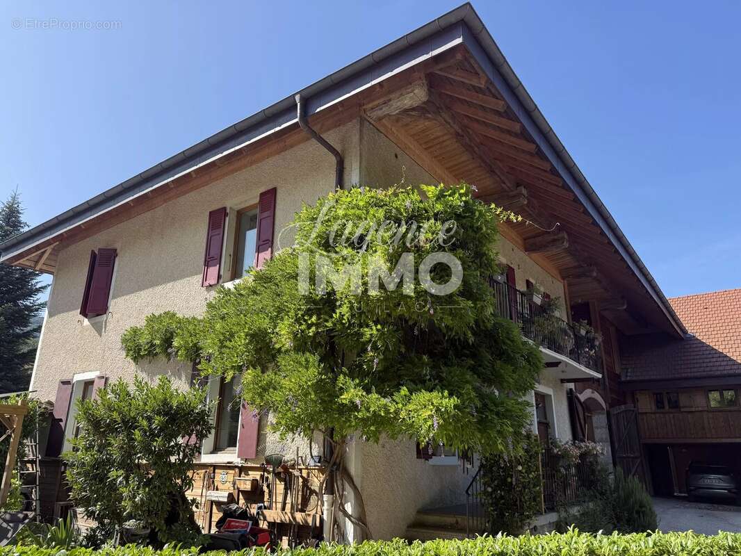 Appartement à SAINT-JORIOZ