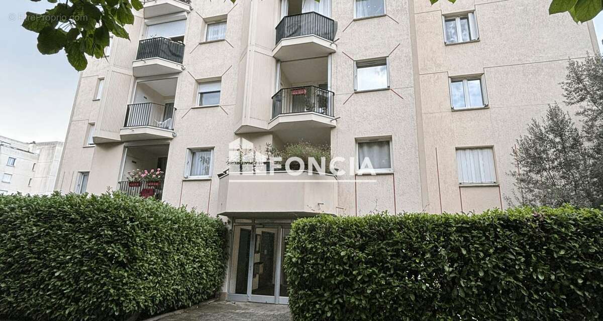 Appartement à CHENNEVIERES-SUR-MARNE