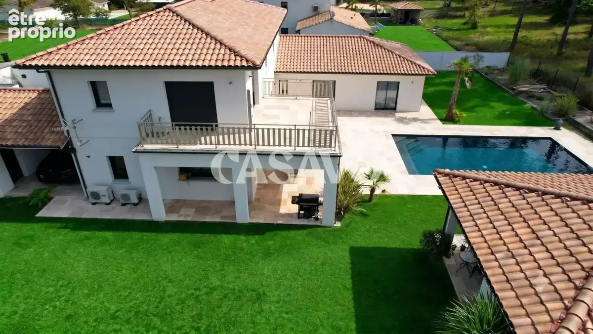 Vente Maison 11 pièces de 286m² - 33210 Coimères - photo 31