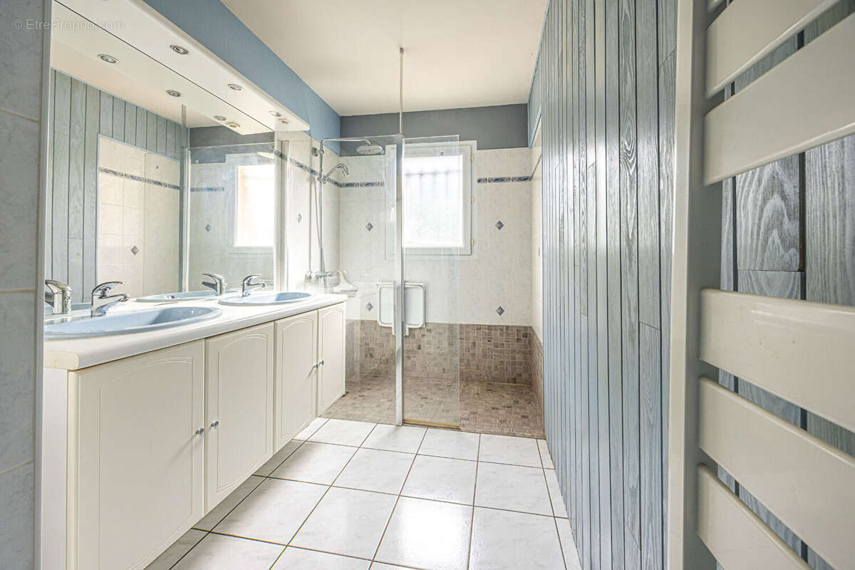 Maison à SAINT-GELAIS