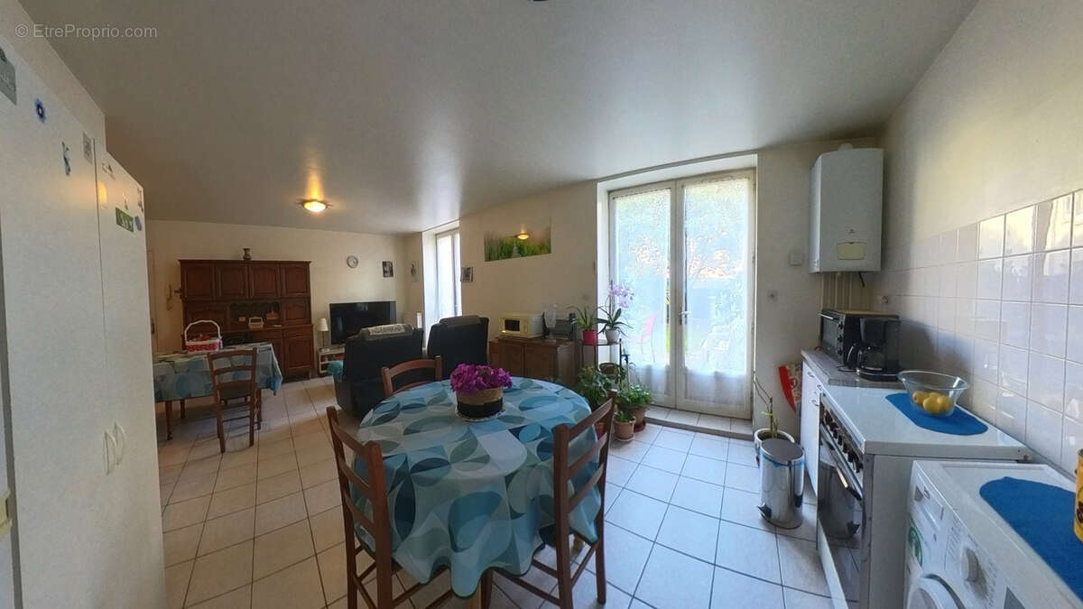 Appartement à BOURG-DE-PEAGE