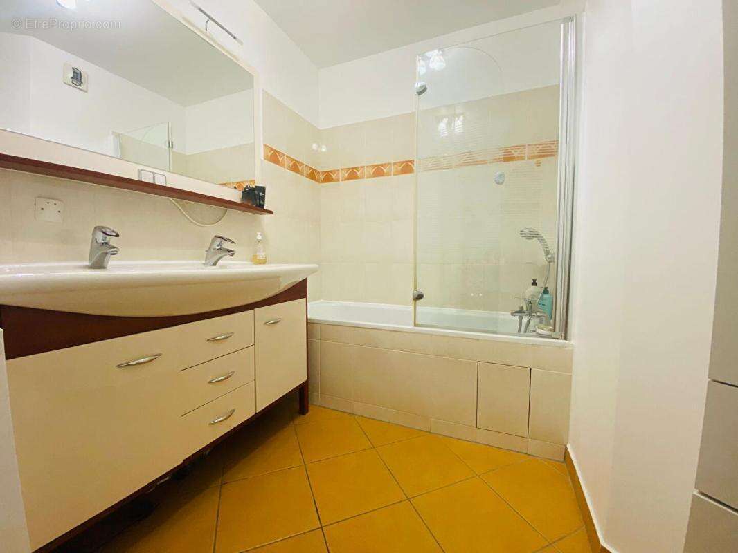 EXCLUSIVITÉ : Duplex d'exception, esprit maison sans contraintes! - photo 6