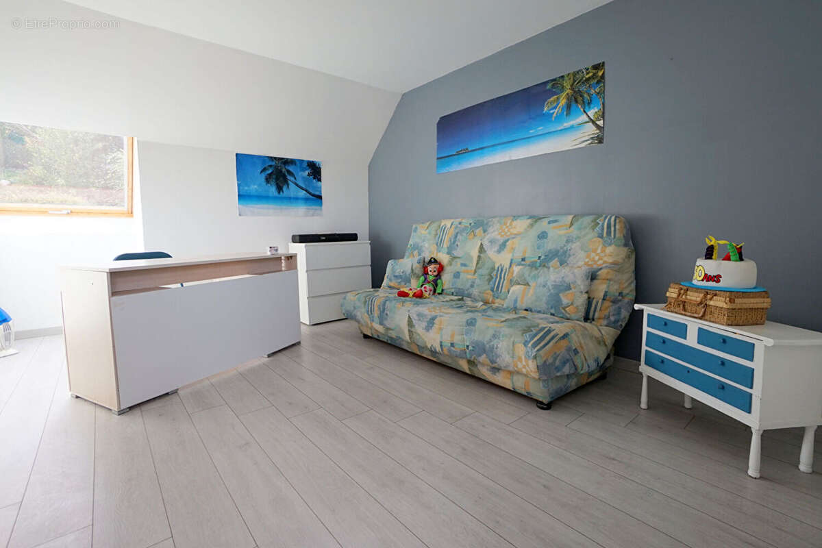 Maison à MEZIERES-SUR-SEINE