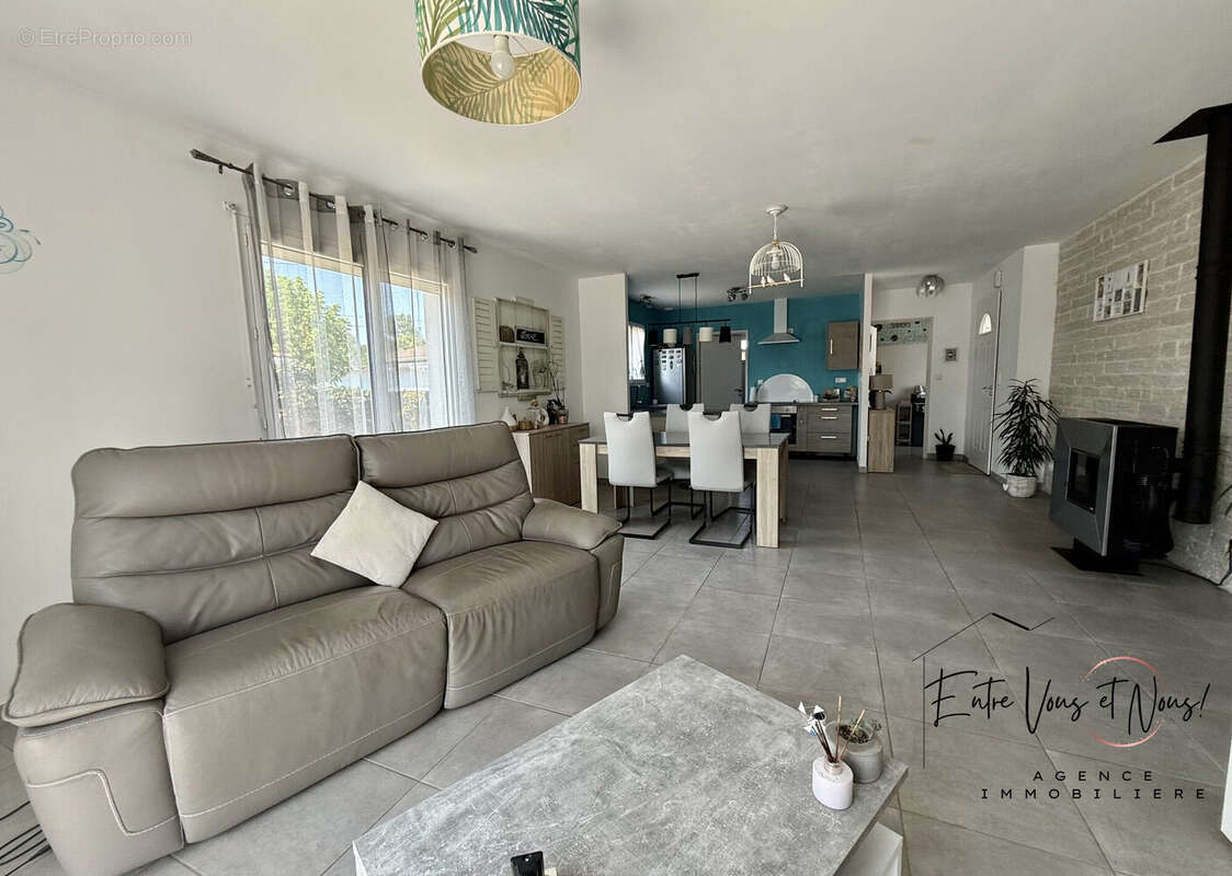 Maison 96 m² à Toulenne  - photo 3
