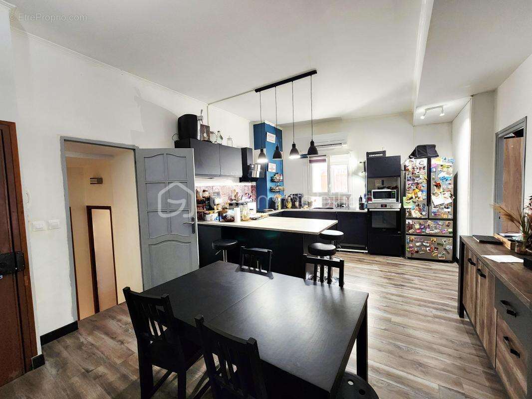 Appartement à CADENET