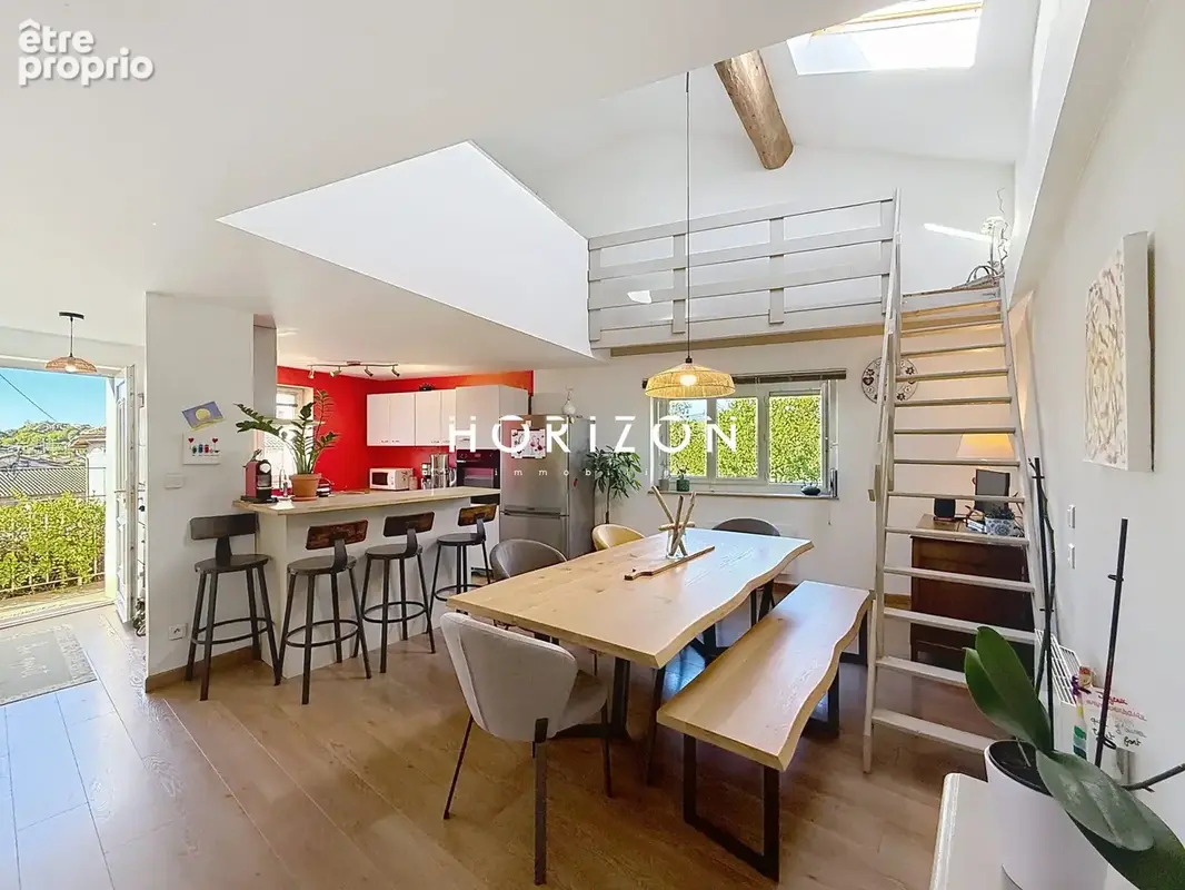 Maison 6 pièces 117 m² à vendre à Romaneche-Thorins (71570) - photo 2