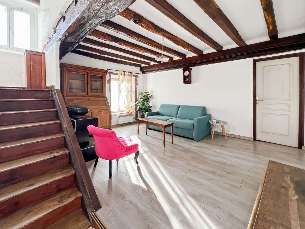 Appartement à AINHOA