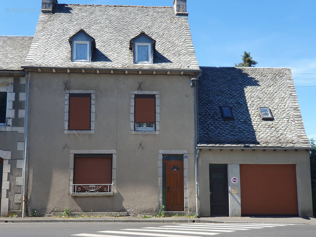Maison à LAGUIOLE