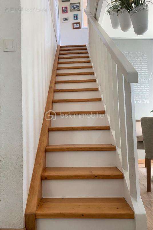Appartement à SAINT-MARTIN-D'HERES