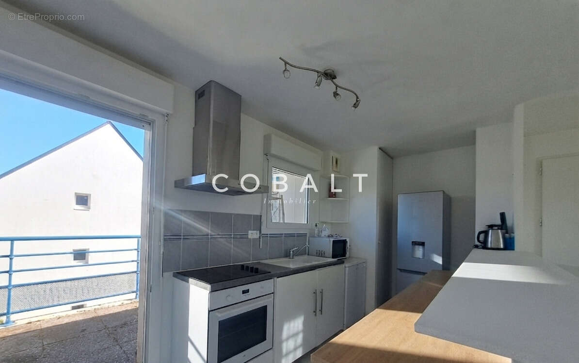 Appartement - 80 m2 - 2 chambres - Place de stationnement + Cave - Saint-Marc-sur-Mer - photo 4