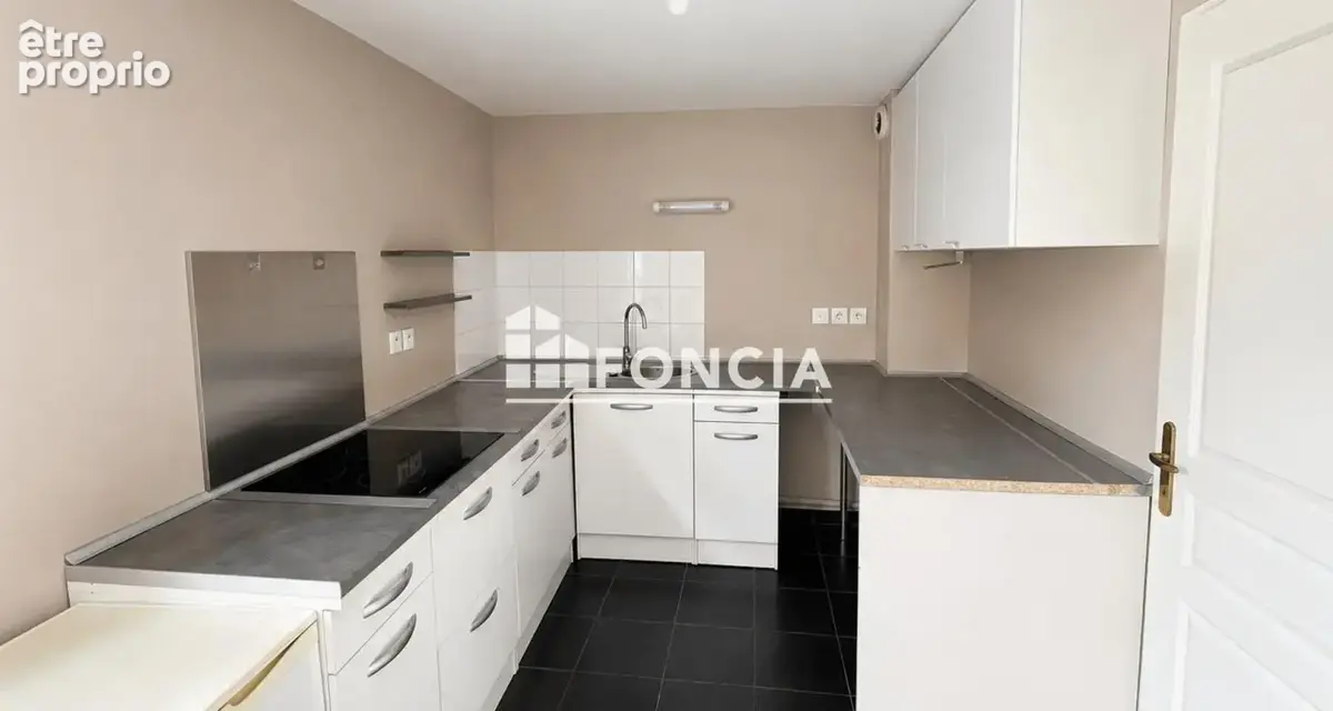 Appartement t2 – 54 m² – terrasse – parking – proche métro & tram - photo 3