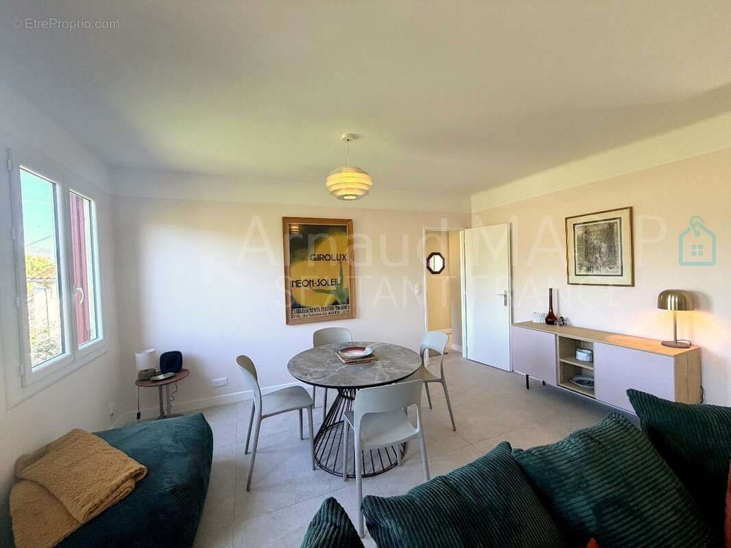 Pavillon de plain pied renove 64m² hab, jardin, terrasse, garage, cave, atelier, proche commodites - photo 11