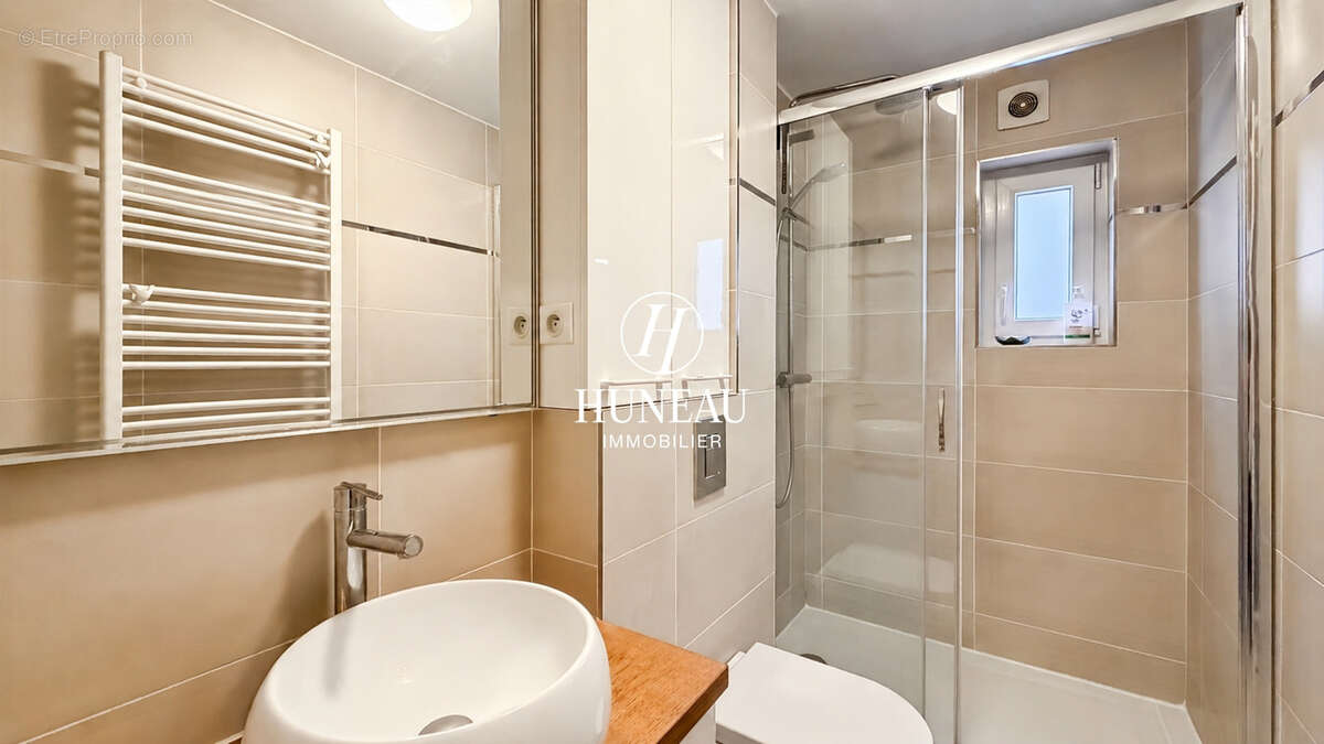 Appartement à PARIS-20E