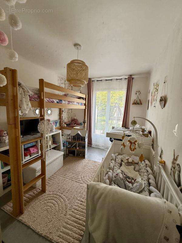 Appartement à EYGUIERES