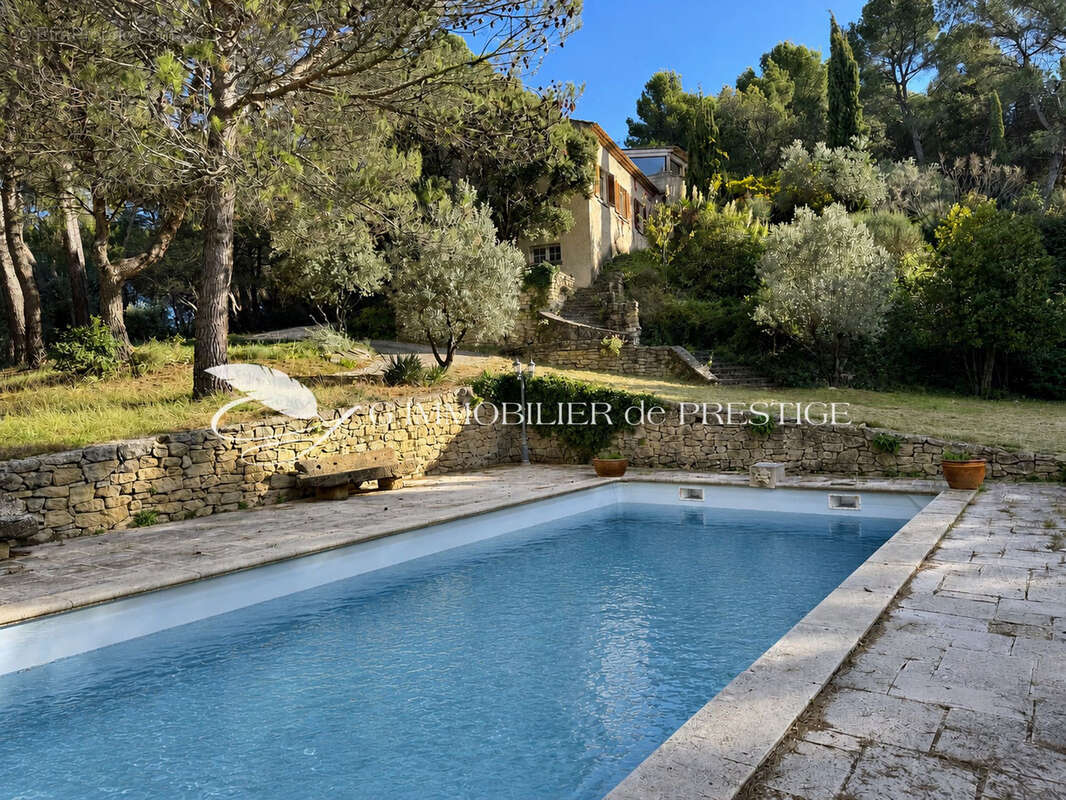 Une villa avec vue panoramique et piscine dans une pinède - photo 3