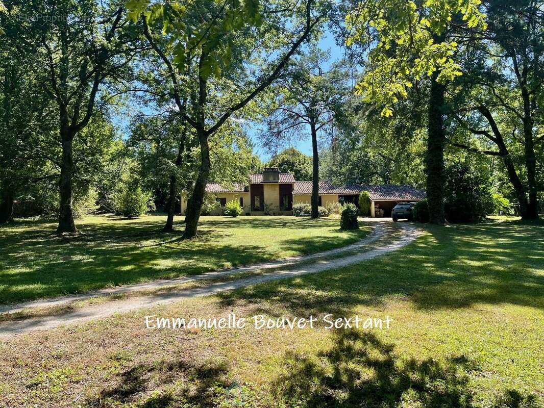 Maison à LAMONZIE-MONTASTRUC