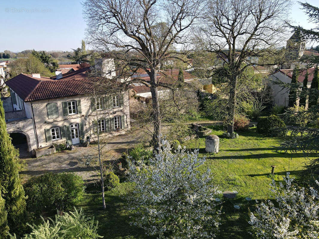 Maison à SAINT-LAURE