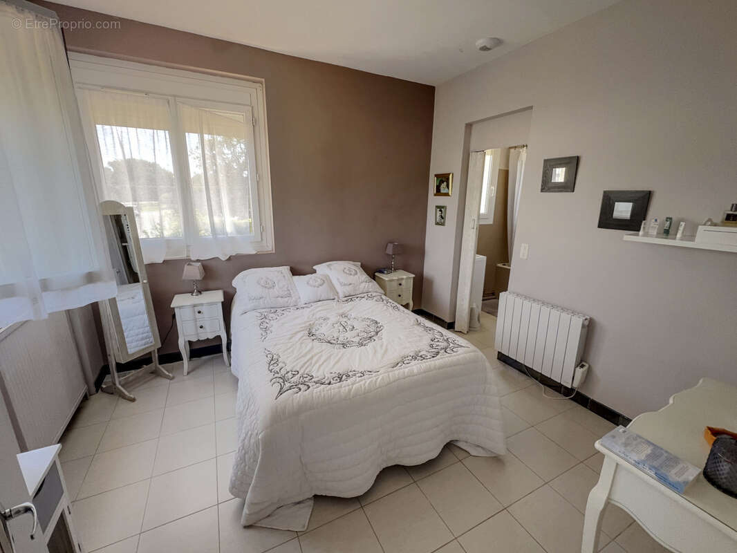 Ensemble immobilier avec maison et local d'activité   Axe stratégique Castres / Toulouse - photo 12