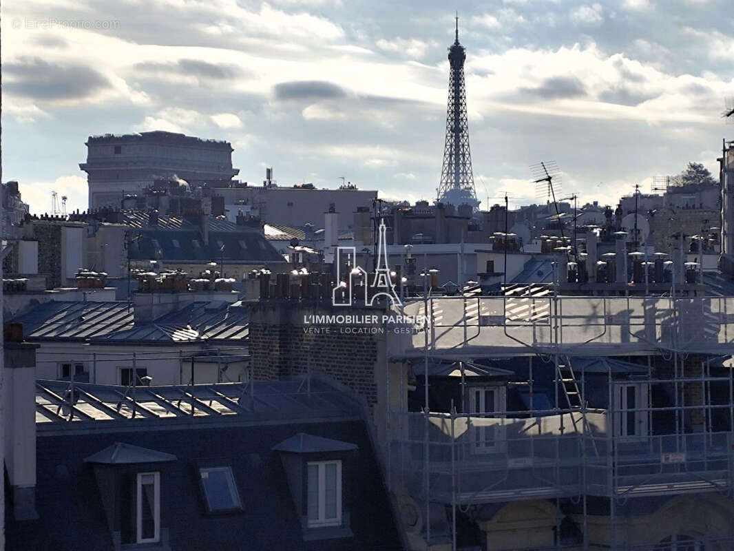 Appartement à PARIS-17E