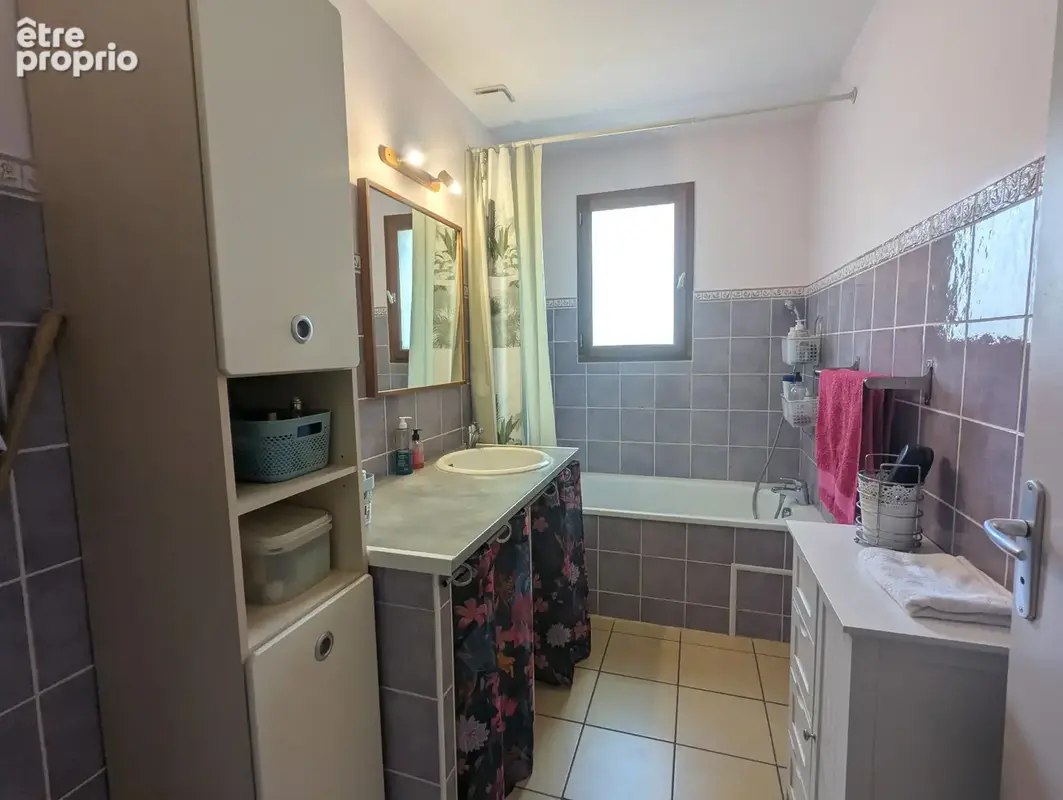 Maison à vendre 6 pièces POLIENAS (38)- Maison 5 chambres sur 1459 m² de terrain -  Proche Tullins - DPE en C - photo 17